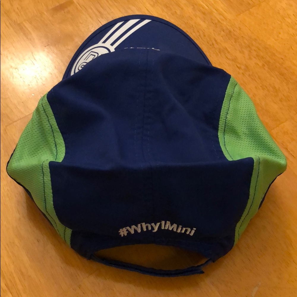 Mini Marathon Hat!🏃♂️🏃♂️ - Picture 2 of 3